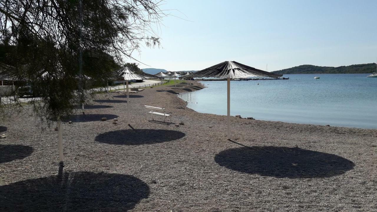 Apartman Alica Srima Vodice Esterno foto