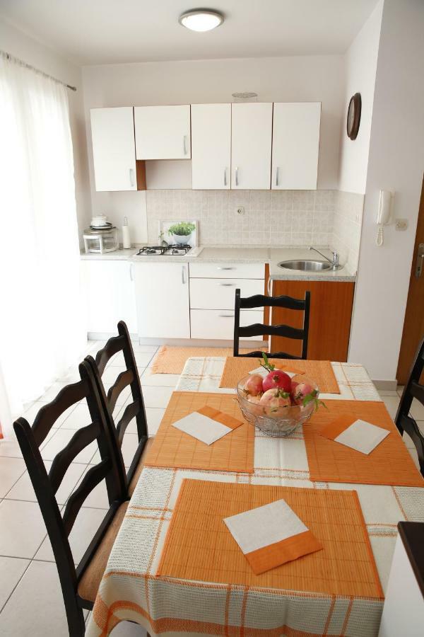 Apartman Alica Srima Vodice Esterno foto